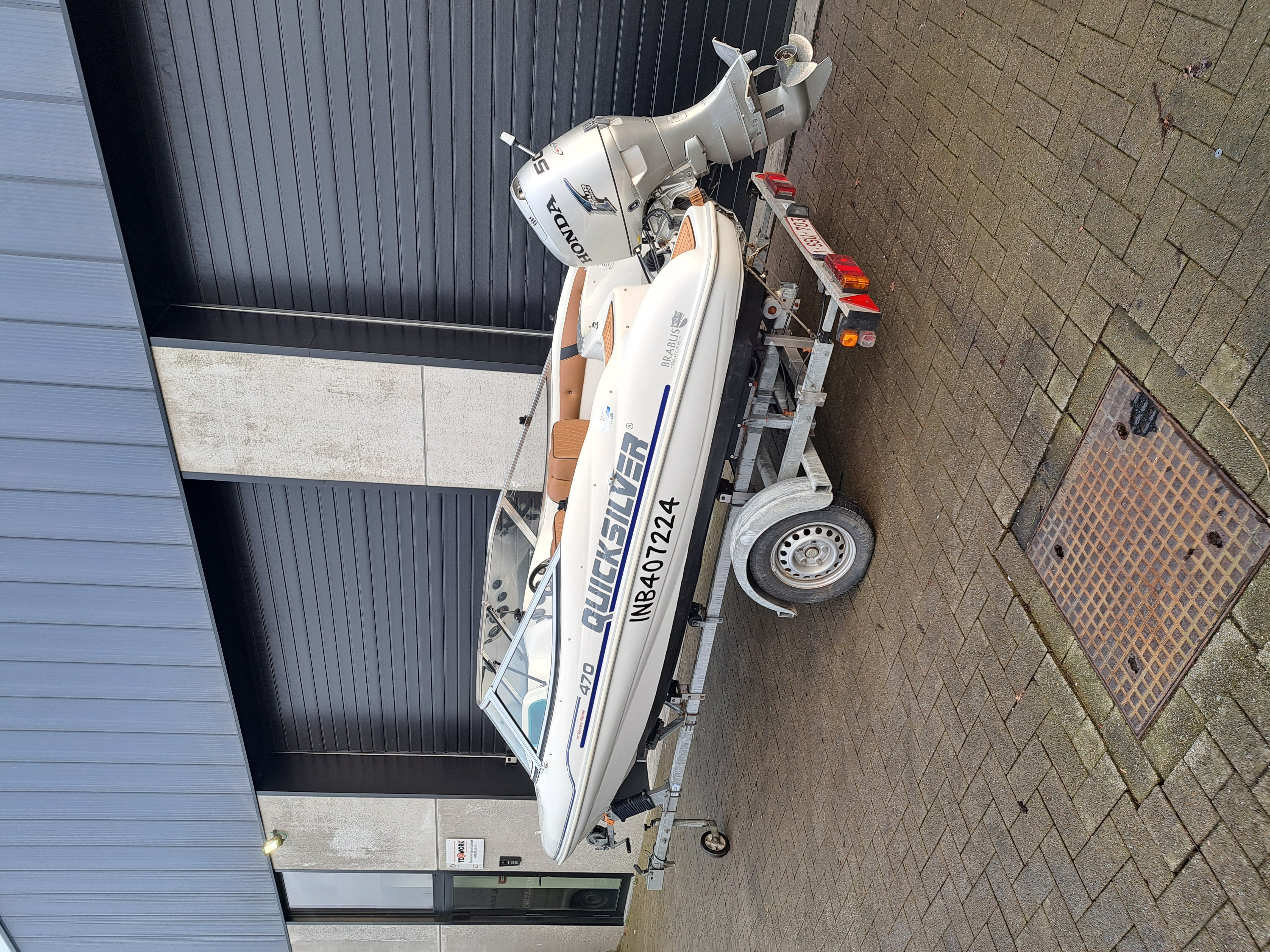 Quicksilver sport 470