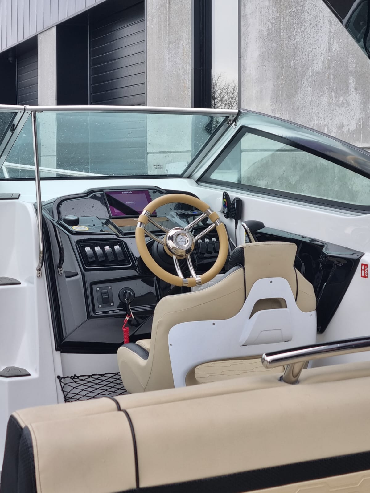 fibrafort 242 GTC -200hp Mercury