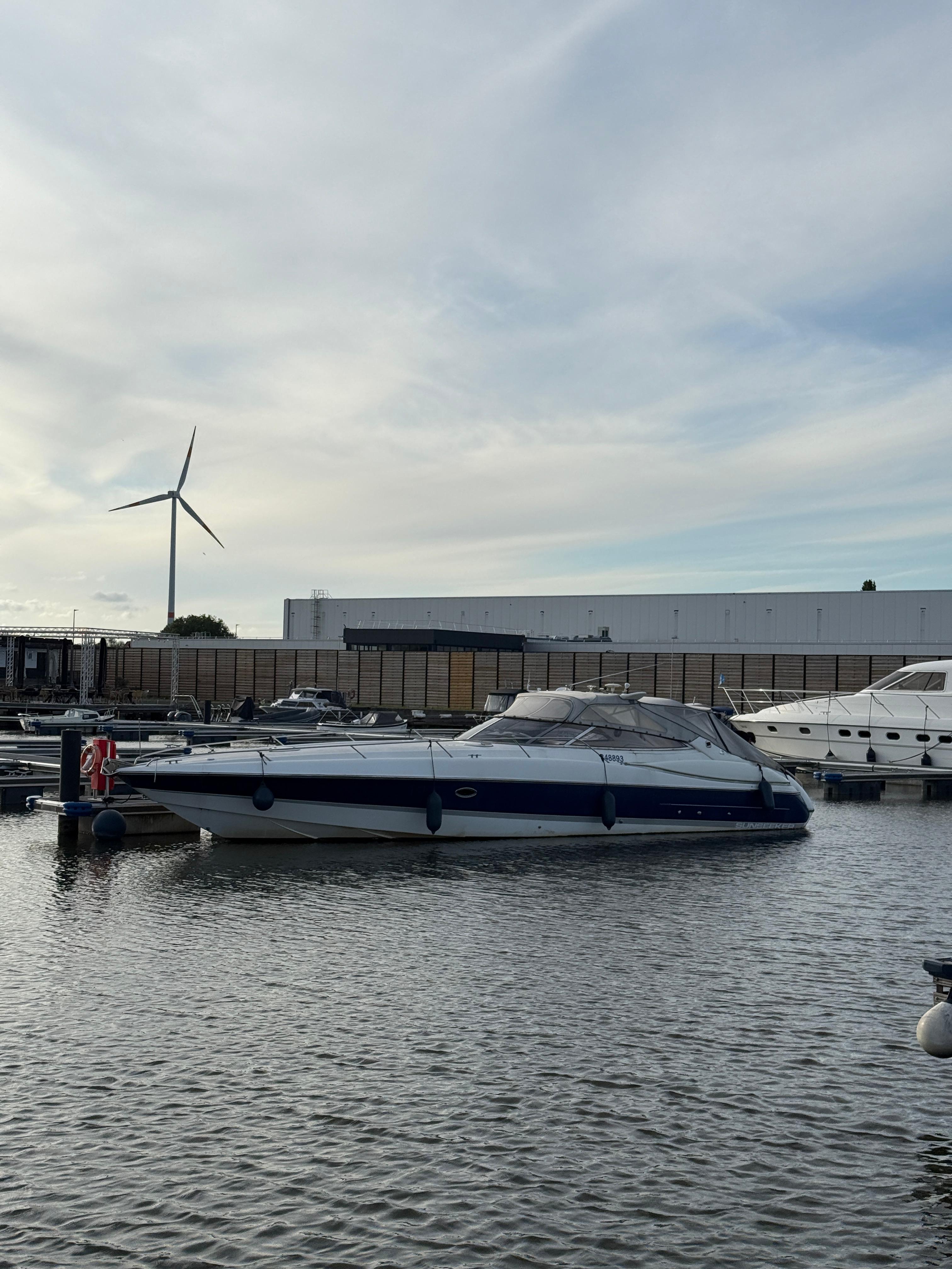 Sunseeker Superhawk 48